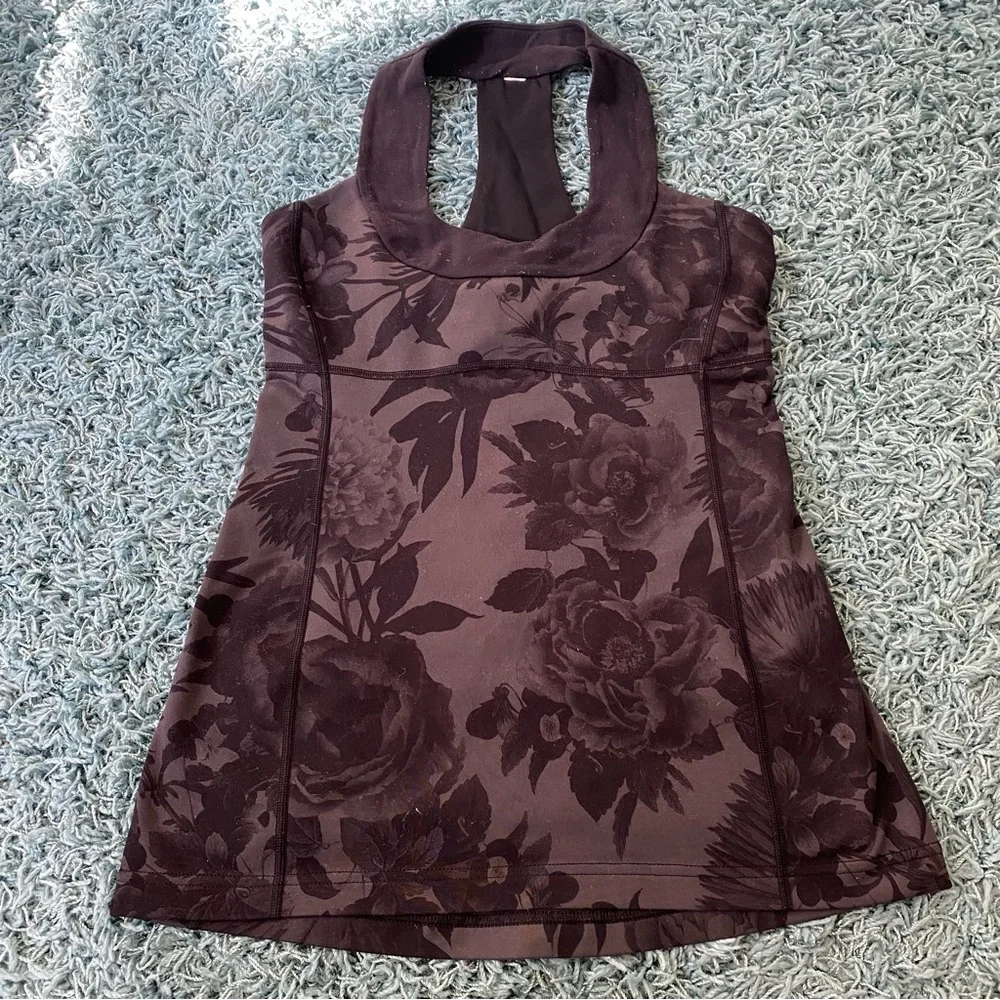 Lululemon 🍋 Scoop Neck Tank Lion BriskBloom Black - Picture 4 of 16